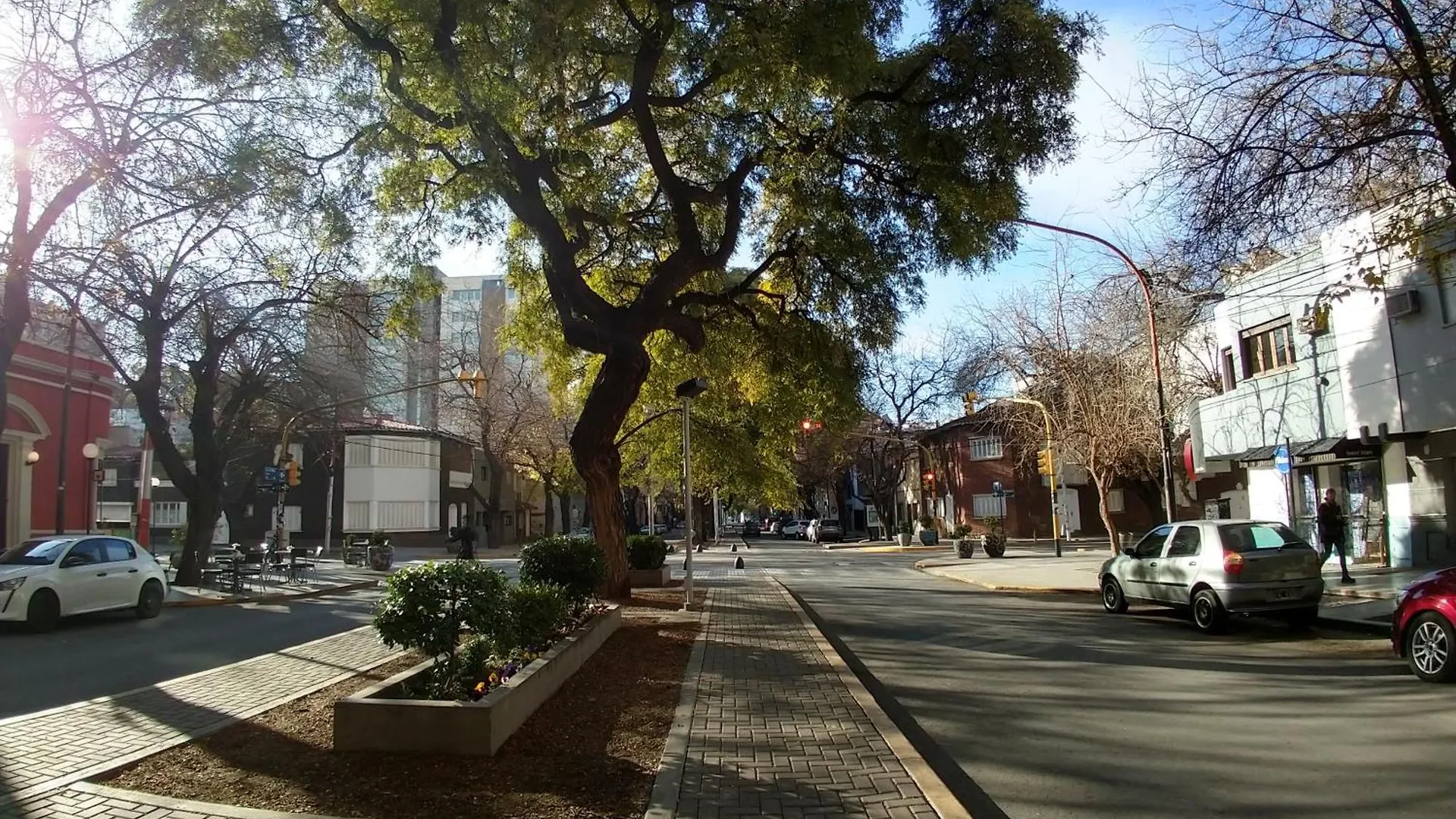Departamento En Mendoza Capital, Pleno Centro - Edificio Solar I Apartment 0*,
